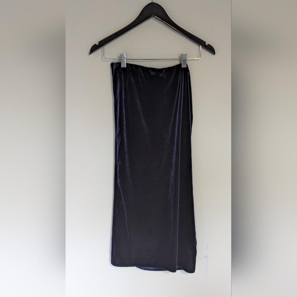 Elegant Navy Velvet Skirt